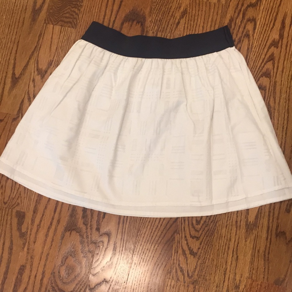Club Monaco white mini skirt